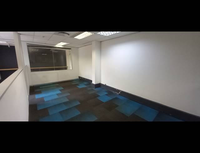 588M² OFFICE TO LET IN WOODMEAD